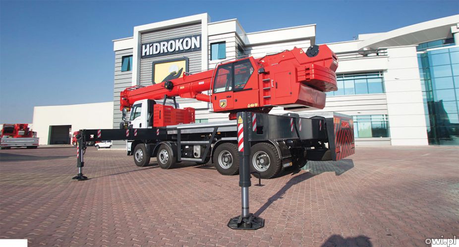 Dźwig mobilny HIDROKON HK 90 33 T3-30 ton